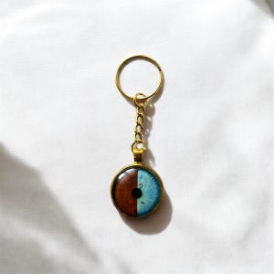 IRIS KEYCHAIN based on your photo, custom keychain, custom iris keychain, couple keychain, eyeball keychain, valentines day keychain