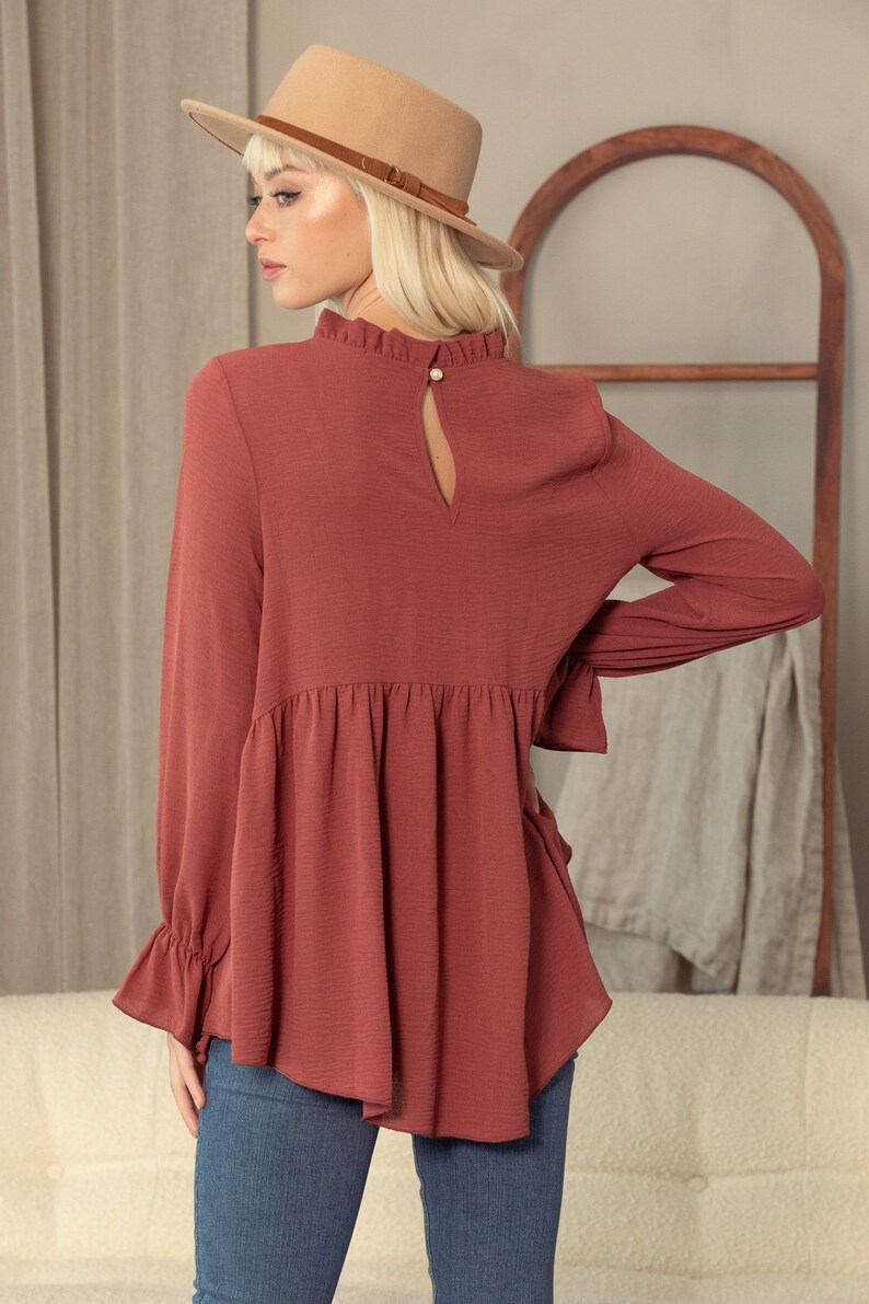 Vivo Long Sleeved Tamari Gathered Top - Rust