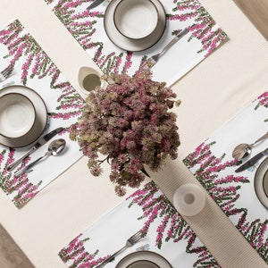 Heather Flower Tischset 4er-Set, wasserabweisende Blumen-Tischsets für Hochzeiten, Familienessen oder Frühlingstreffen