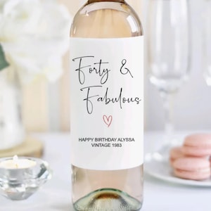 Quarenta rótulos de vinho de aniversário de 40 anos Felicidades pelos 40 anos Feliz aniversário Decoração de aniversário de marco Vinho de aniversário 40 e fabuloso Personalizado