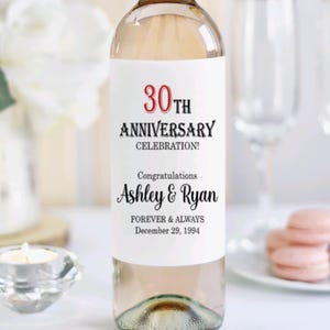 Etiquette de vin 30e anniversaire Panier de vin Cadeau couple Cadeau personnalisé Idée cadeau anniversaire Idée cadeau anniversaire de mariage Cadeau pour les parents