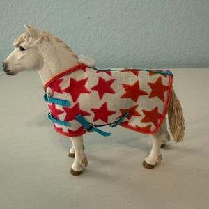 Schleich pony  blanket multi colored star fabric with double straps