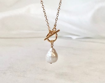 Edison Pearl Toggle Necklace | handmade necklace for women, June birthstone jewelry for her, pearl necklace bridesmaid gift for her