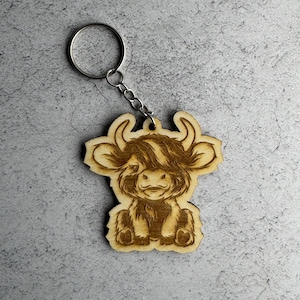 Highland Kuh Holz Schlüsselanhänger: Rustikaler Bauernhaus Charme