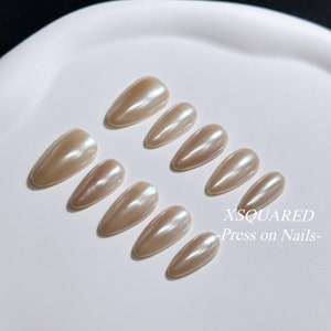 Handmade Almond Pearlescent Bridal Press on Nails 10pc