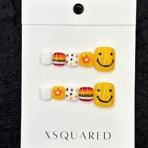 Press On Toe Nails Funny Smile Face Yellow Flower Rainbow Handmade Fake Toe Nails 10pc