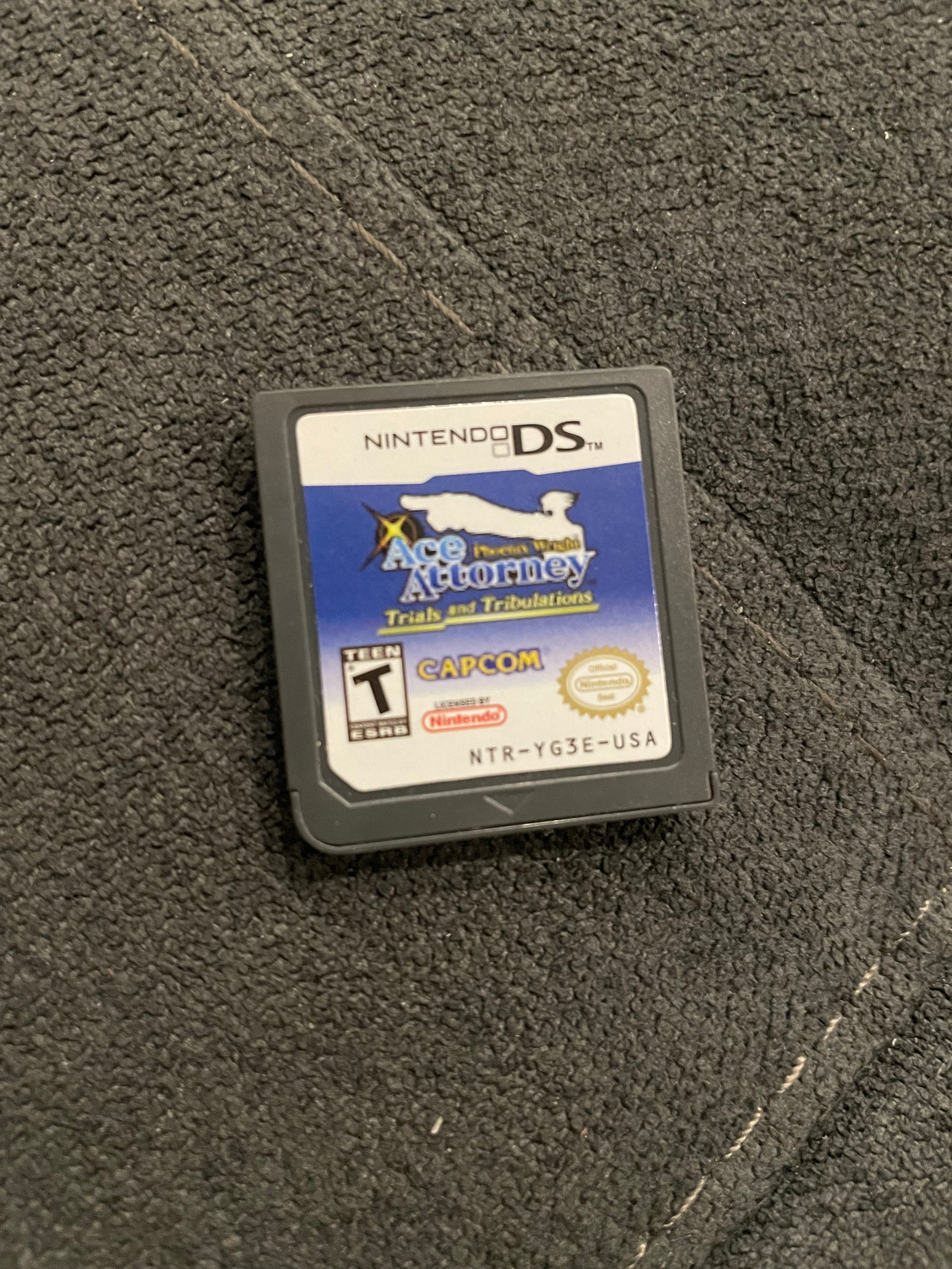 Phoenix Wright Ace Attorney: Trials and Tribulations - Nintendo DS