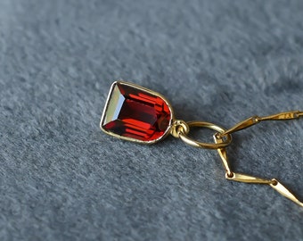 Mozambique Garnet 18k Solid Gold Window Charm Pendant, Natural Red Garnet Gold Gemstone Pendant | 8.5x6.5x3 MM