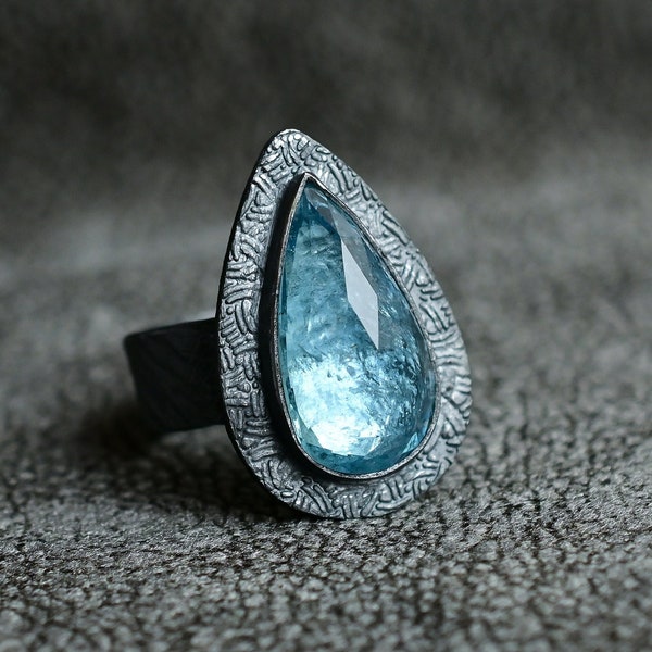 Teardrop Serenity Aquamarine Ring Charcoal Oxidized Silver Ring , Natural Aquamarine Sterling Silver Handmade Jewelry, Everyday Ring Unisex