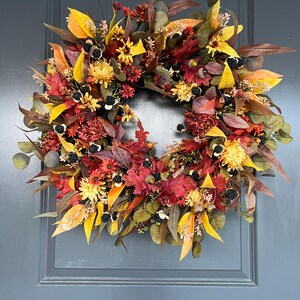 Fall Harvest Wreath for Front Door, Autumn Leaves Wreath with Mums and Berries, Thanksgiving Decor, Modern Farmhouse Home Decor, Gift