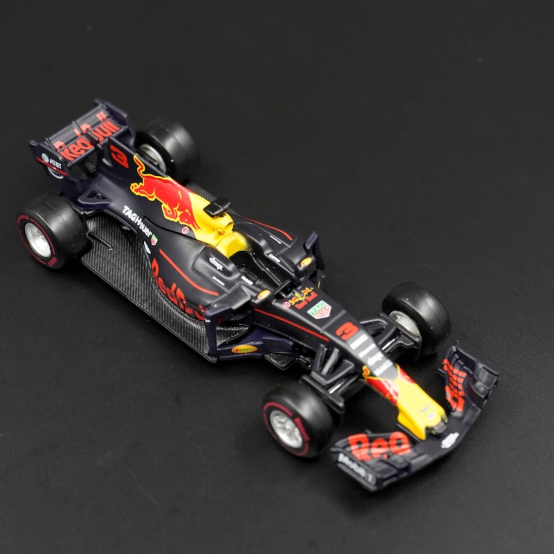2017 Red Bull Racing RB13 F1 Formula Diecast Race Car Model 1:43 Toy ...
