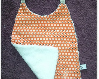 Bib with elastic Orange / White flowers