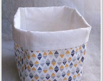 Storage basket small colored triangles