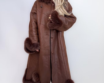 Vintage shearling leather geniune fox fur trim wool lined chocolate brown hooded winter coat Size M-L