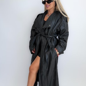 Vintage 90s Black Leather Trench Coat: Oversized Grunge Street Style, L-XL