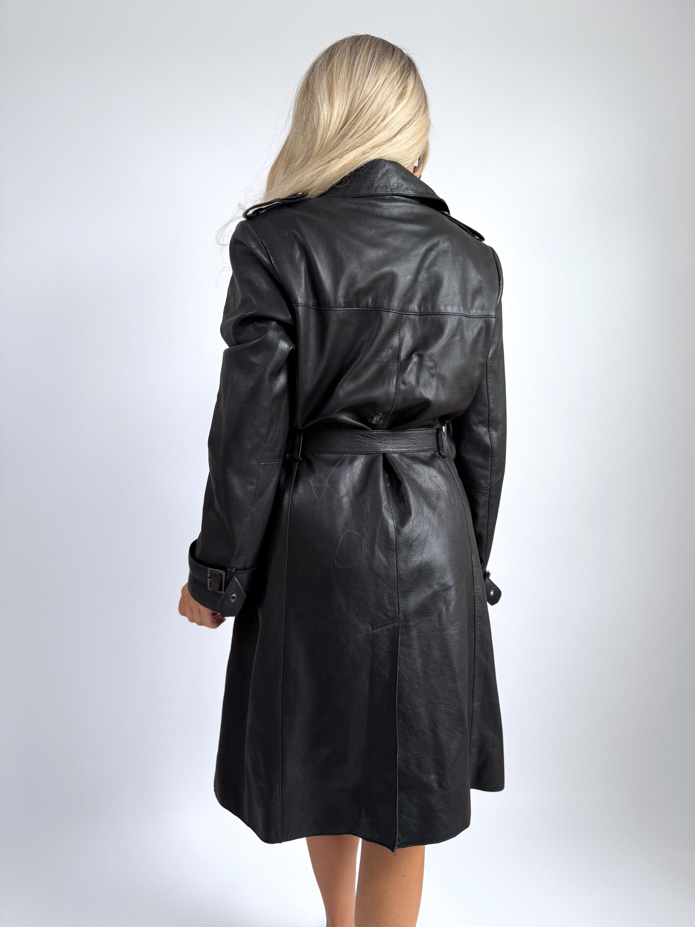 90年代風ブラックレザートレンチコート - ソフトな本革、アート