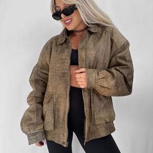 Vintage bomber collar jacket distressed leather brown classic biker flying aviator pilot motorbike