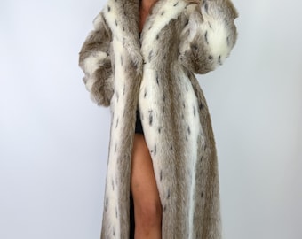 Vintage Faux Fur Coat Gray Ivory White Snow Fox Leopard Animal Print Full Length Long Warm Heavy Bridal Mob Wife Style Winter Coat Size L