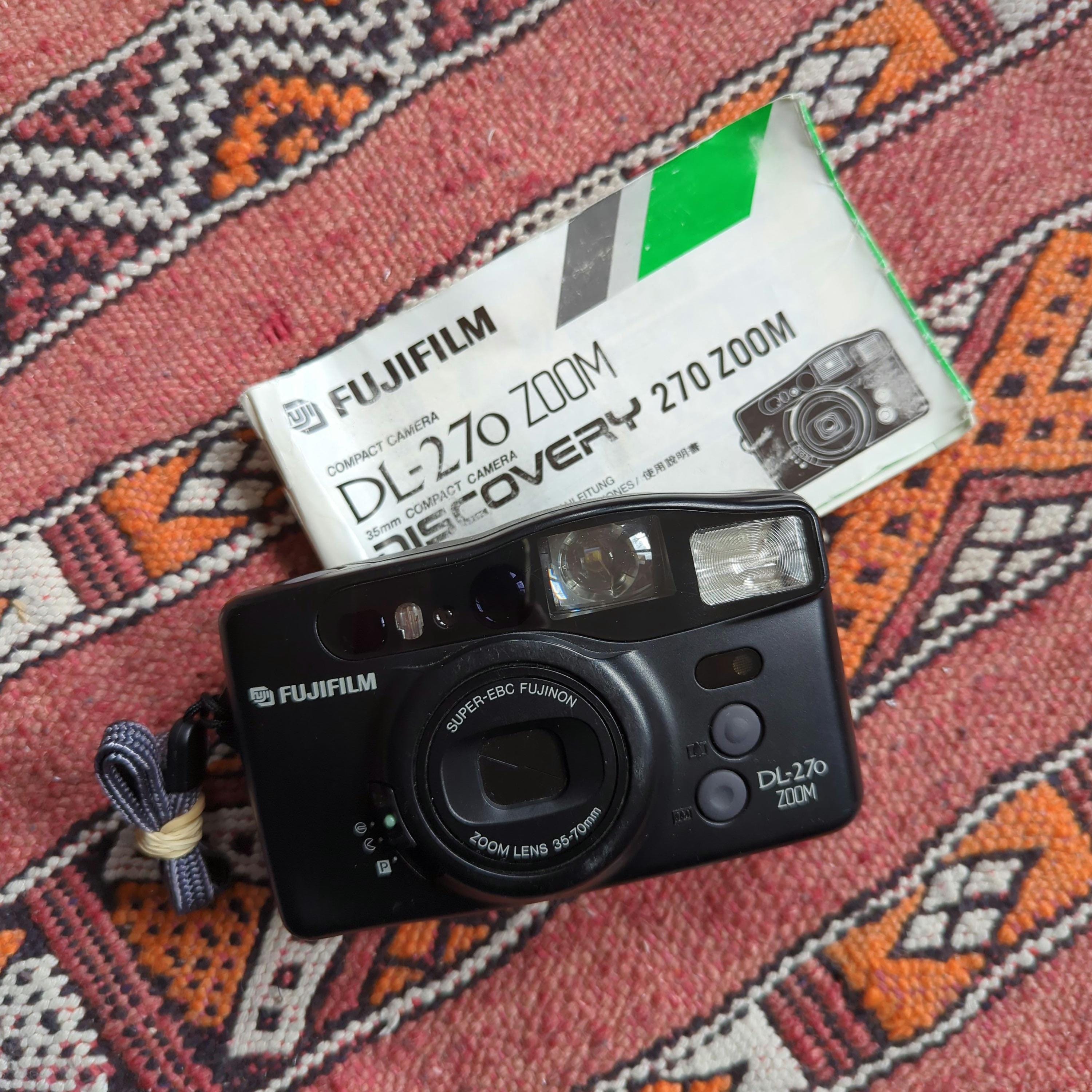 Cámara analógica compacta de apuntar y disparar Fuji DL 270 Zoom