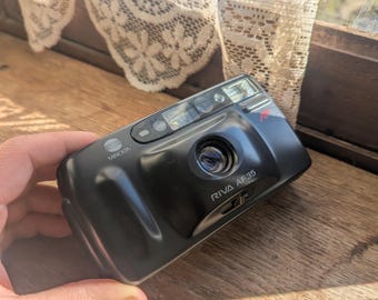 Minolta Riva AF35 Compact Point Shoot 35mm Analog Camera tested