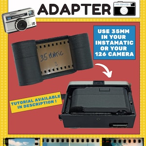 Op de afbeelding: Een zwarte 35mm filmaanpasser voor Instamatic of 126 camera's. De afbeelding toont de adapter met film, de tekst "INSTAMATIC ADAPTER", "USE 35MM IN YOUR INSTAMATIC OR YOUR 126 CAMERA", "TUTORIAL AVAILABLE IN DESCRIPTION!" en "35 MATIC".