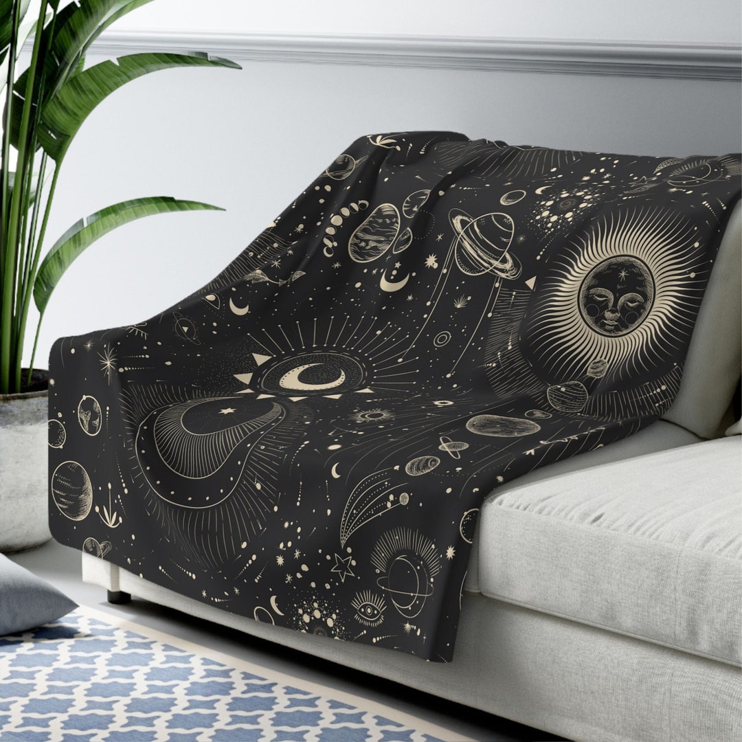 Celestial Guide Quilted Blanket NCU0DK548