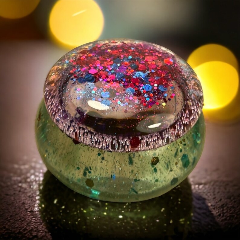 Small Tin With Lid Made of Epoxy Resin Gift Idea Tin Sweet Souvenir