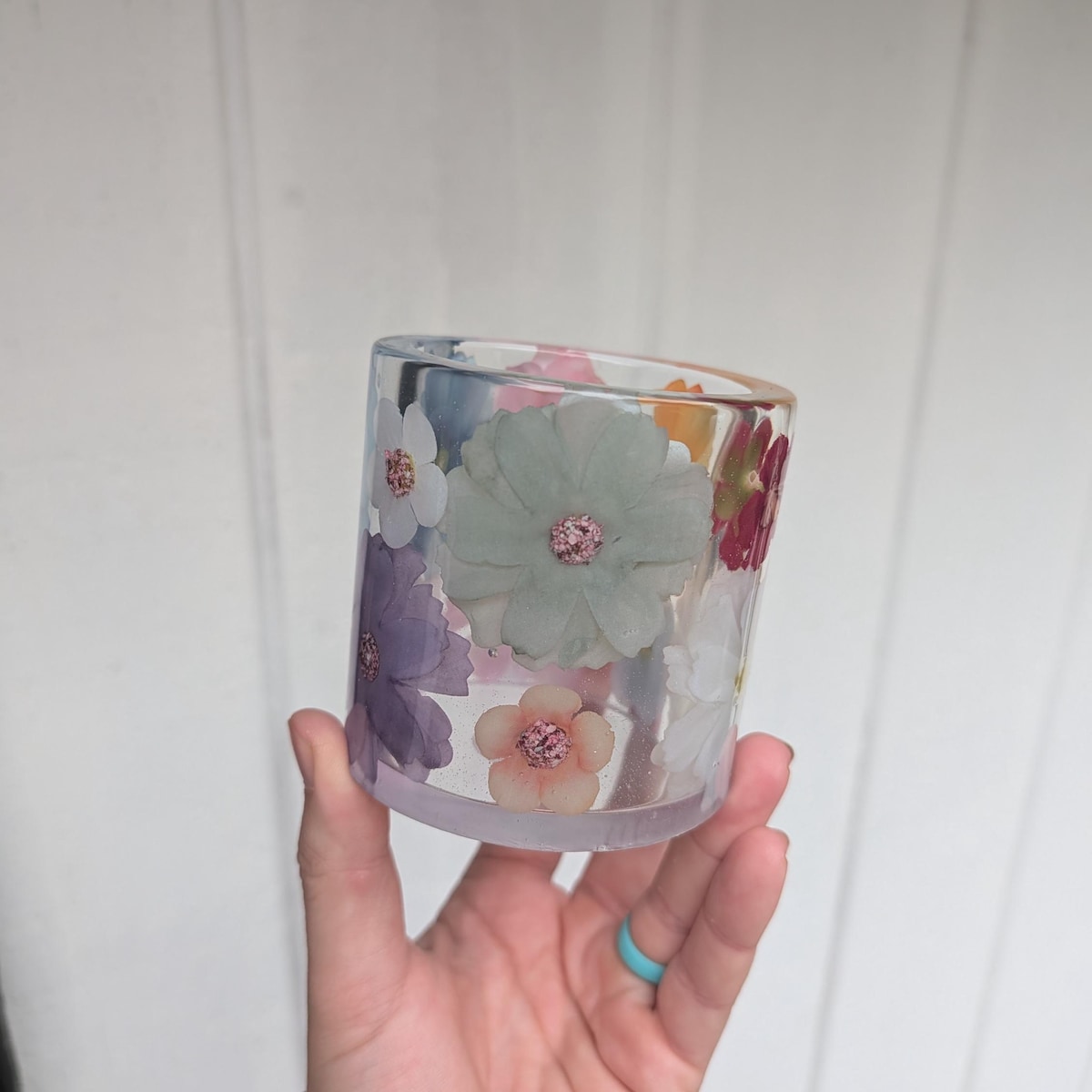 White Color- Handmade Flower Toothbrush Cup - Etsy