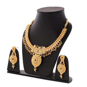 Parure De Bijoux Plaqués Or - Collier Et Boucles D'oreilles Fashion Jewelry, Neuf Sans Emballage