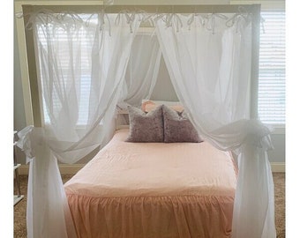 Bedhemel linnen gaas: boho-slaapkamerdecoratie, gordijn met gestrikte bovenkant