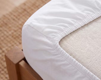 Lakanset i europeiskt lin, dra-på-lakan, lakan och 2 örngott, stentvättat naturmaterial