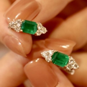 18k white gold natural quality emerald latch back earrings/Diamond latch back emerald earrings/Handmade emerald fine earrings/Art Deco gift