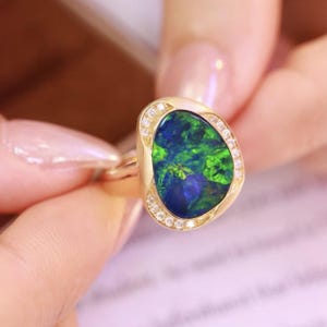 18k solid gold quality natural Australian opal ring/Statement opal engagement ring/Unique Vintage opal ring/Minimalist real opal ring women