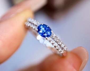 Dainty blue sapphire ring 18k white gold/Genuine oval cut sapphire ring\Minimalist tiny sapphire ring\Skinny stackable thin sapphire ring
