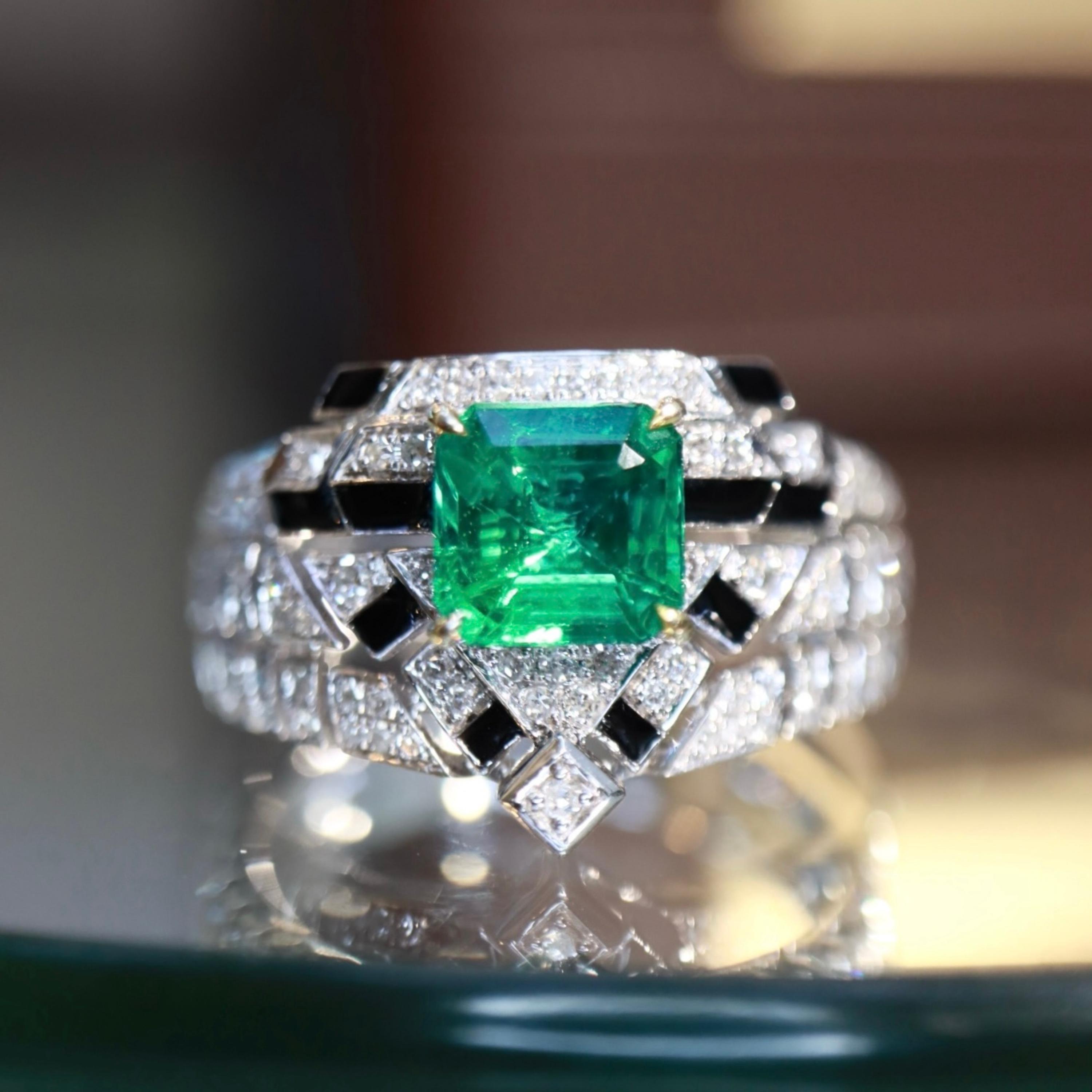Genuine 1ct emerald 18k white gold ring/Dome diamond pave emerald band\Handcraft vivid green emerald ring gold women\statement emerald ring