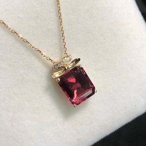 18k solid gold pink tourmaline pendant/Unique perfume bottle pink tourmaline necklace/Dainty minimalist pink tourmaline pendant necklace
