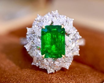 Genuine emerald cut emerald ring 18k white gold/Statement vivid green emerald ring/Vintage style cocktail emerald ring\Natural 1.6ct emerald
