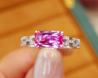 Genuine Natural Pink Sapphire ring in 18k white gold-Modern natural Padparadscha ring-Art deco pink sapphire ring-Handmade sapphire ring