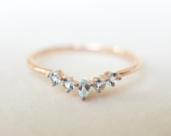 Unique V shape aquamarine matching band, 18k rose gold aquamarine wedding ring, dainty wedding band, minimalist curvy band/V aquamarine ring