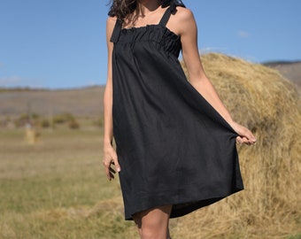 Black linen dress / Loose linen dress / Summer sundress / Bikini cover up / Sundress women / Tie strap dress / Linen beach dress