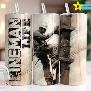 Könnte beinhalten: Ein weißer Becher mit einer schwarz-weißen Grafik eines Linienmannes, der einen Strommast hinaufklettert. Die Grafik enthält den Text "Lineman Life".