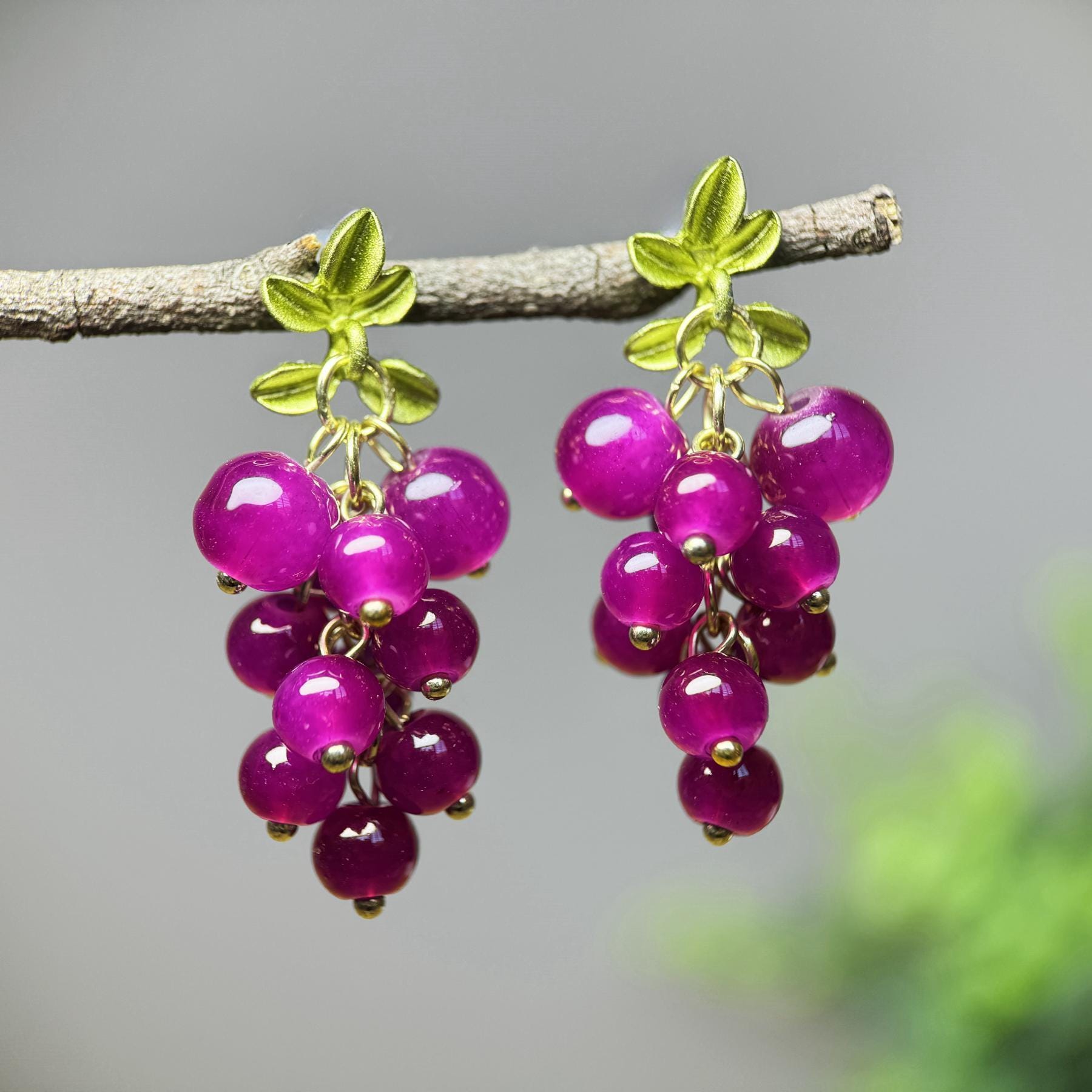 Boucles d'oreilles raisins Boucles d'oreilles pendantes en verre avec fruits et nourriture en argent S925 hypoallergéniques Bijoux raisins Boucles d'oreilles pendantes Kawaii, Cadeaux pour son anniversaire