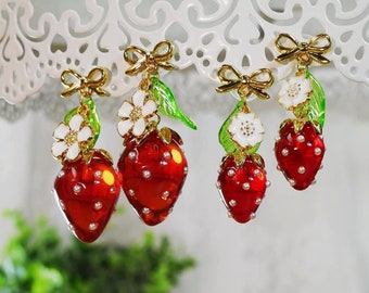 Erdbeer Ohrringe Niedlich Bogen Ohrringe Obst Lebensmittel Blume Baumeln Drop Schmuck Harz Perle Beere Handgemachte Geschenke für sie Geburtstag Weihnachten