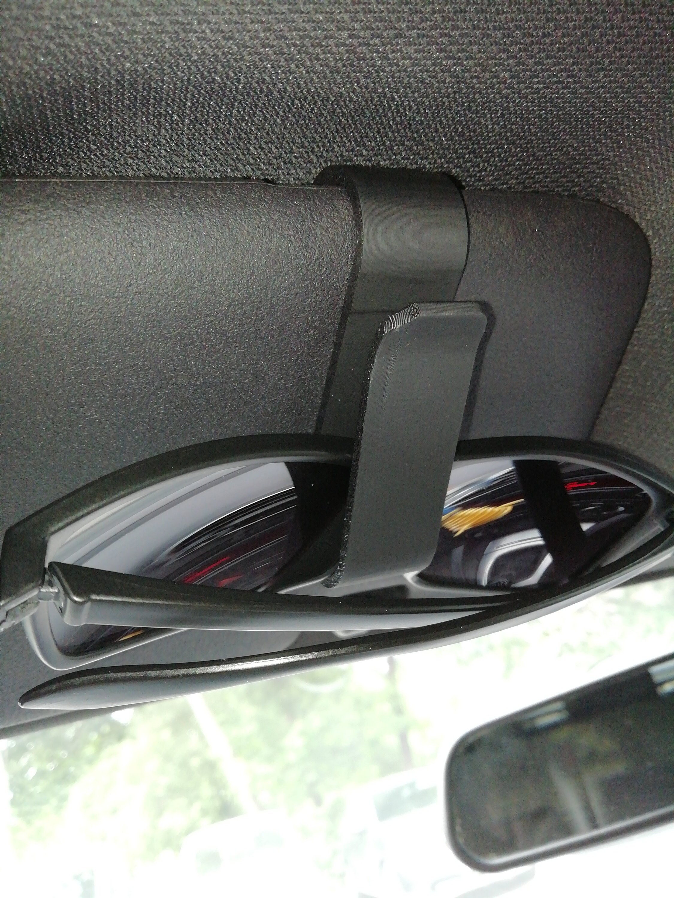 Car sunglass holder - .de