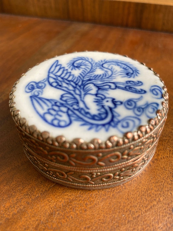 Vintage Chinese Compact with mirror TRINKET Pot P… - image 5