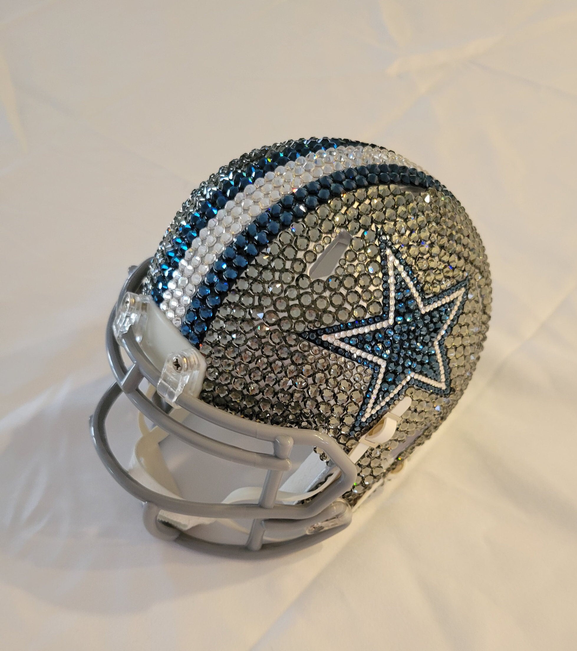 Mini casco de los Dallas Cowboys con cristales Swarovski, adorno de la NFL  - Etsy México, image size:1958x2209
