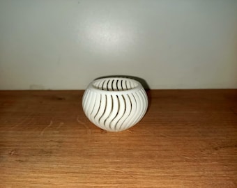 Modern Spiral Tealight Candle Holder – 3D Printed Minimalist Decor