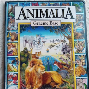 Animalia Graeme Base