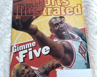 Michael Jordan 1997 Sports Illustrated Vintage Magazine