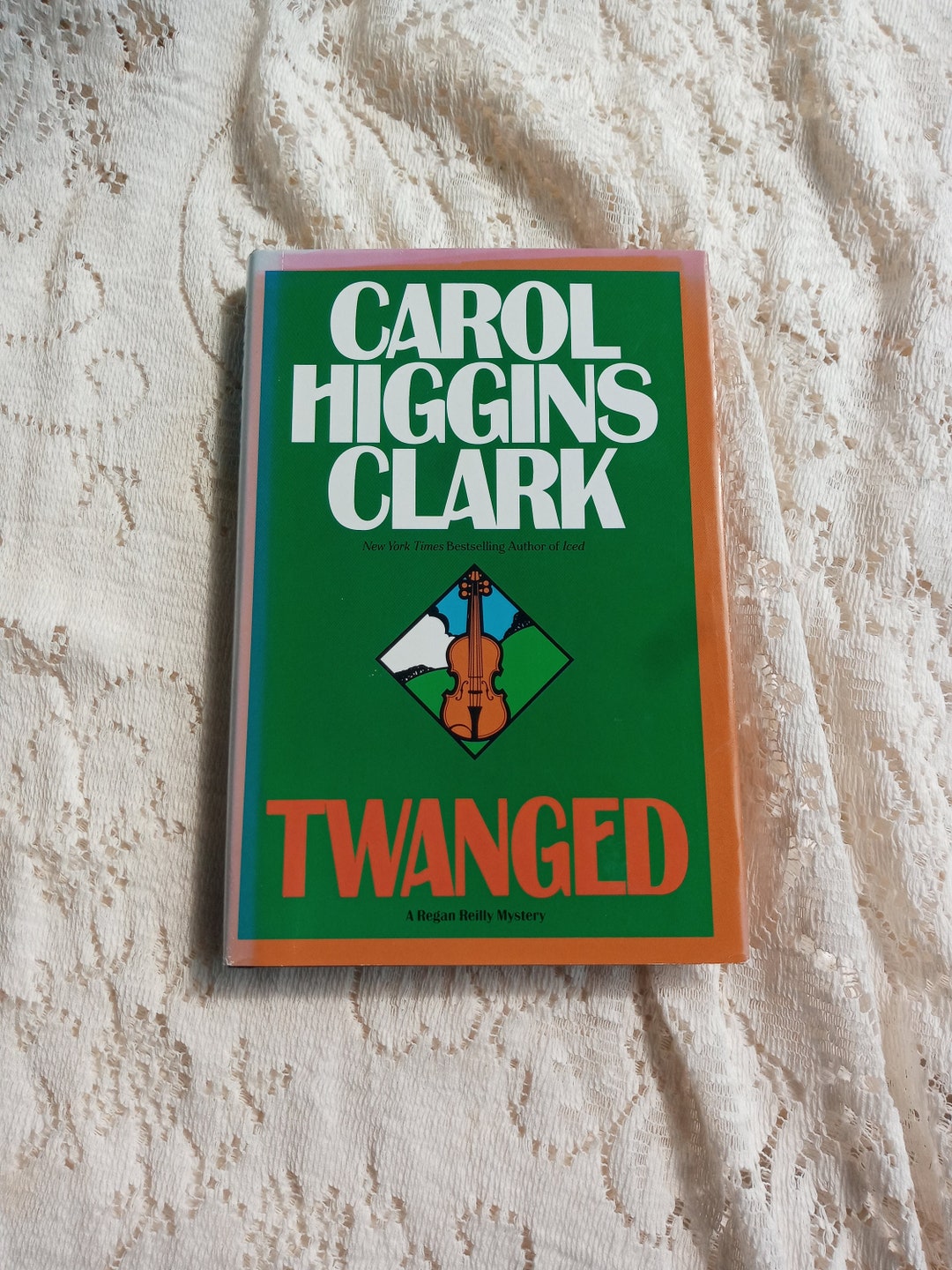 1998 Twanged by Mary Higgins Clark - Etsy